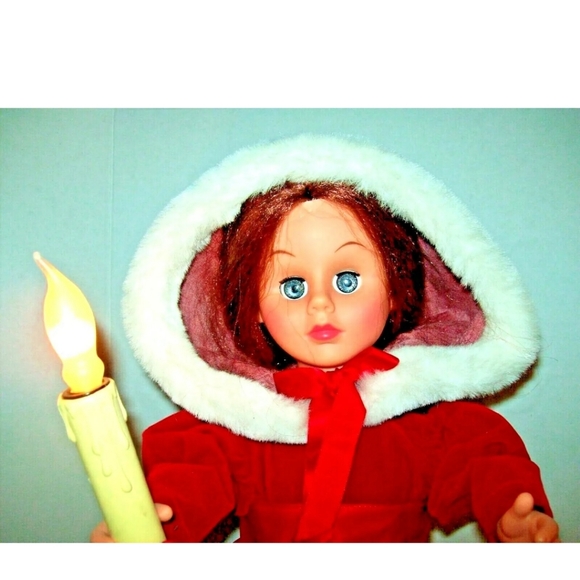 VTG  RENNOC ANIMATED LITTLE PEOPLE CHRISTMAS GIRL CAROLER DOLL SANTAS BEST - Picture 4 of 5